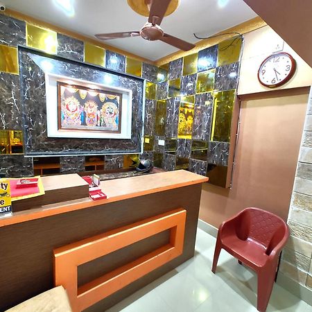 Goroomgo Sahoo Palace Puri - Prime Location Near Sea Beach - Excellent Service With Parking Facilities 외부 사진