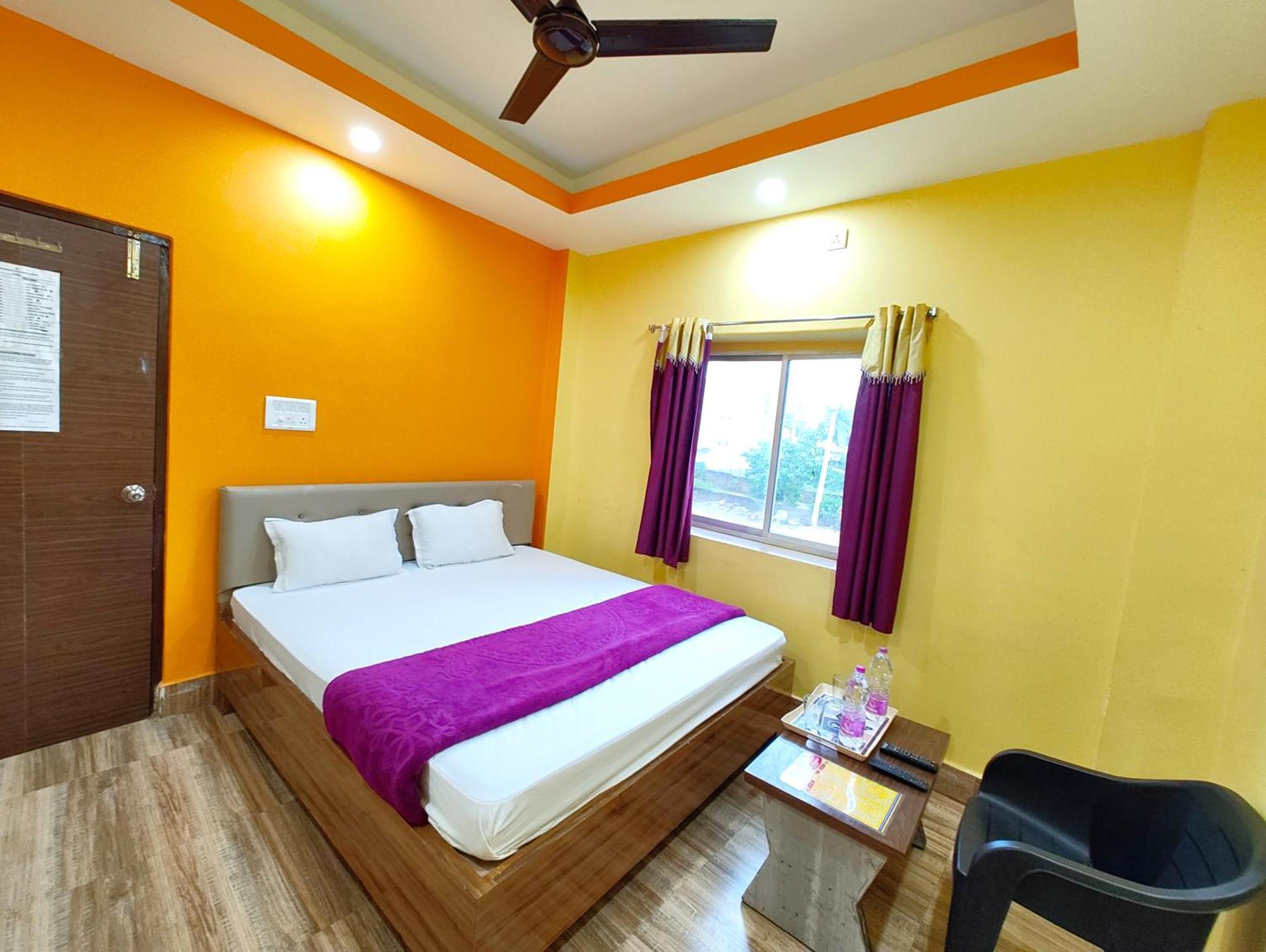 Goroomgo Sahoo Palace Puri - Prime Location Near Sea Beach - Excellent Service With Parking Facilities 외부 사진