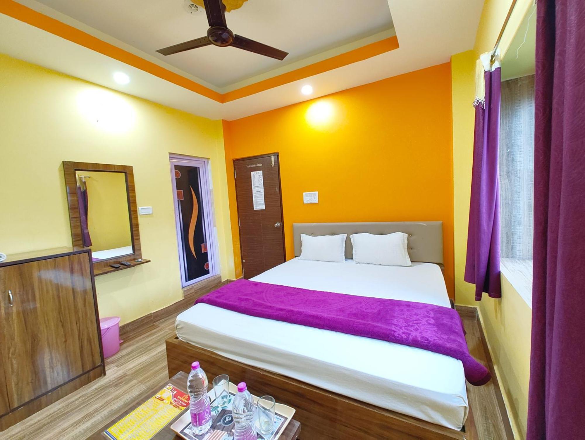 Goroomgo Sahoo Palace Puri - Prime Location Near Sea Beach - Excellent Service With Parking Facilities 외부 사진