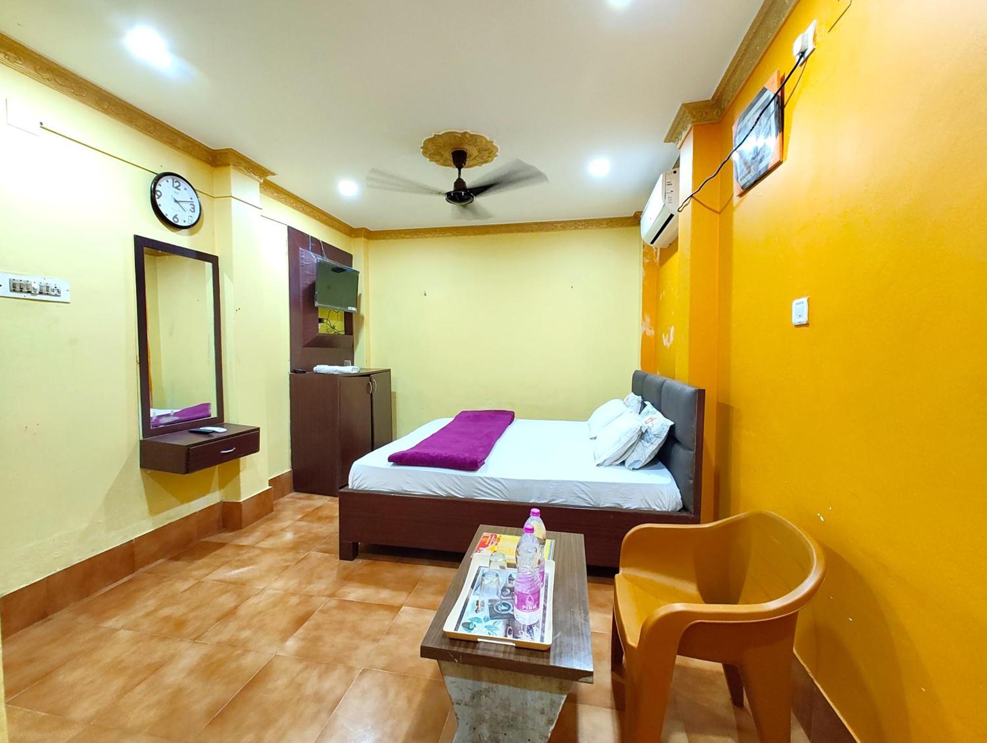 Goroomgo Sahoo Palace Puri - Prime Location Near Sea Beach - Excellent Service With Parking Facilities 외부 사진