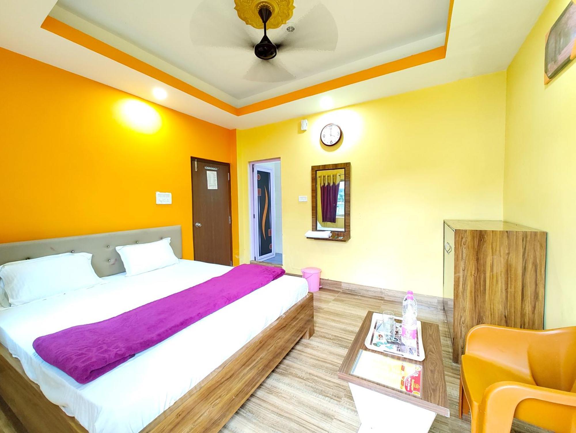 Goroomgo Sahoo Palace Puri - Prime Location Near Sea Beach - Excellent Service With Parking Facilities 외부 사진